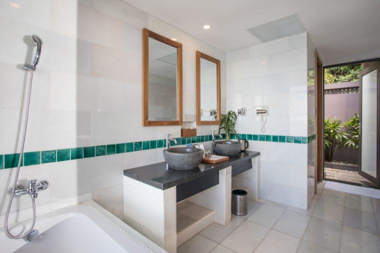 2 Bedroom Lagoon View Villa